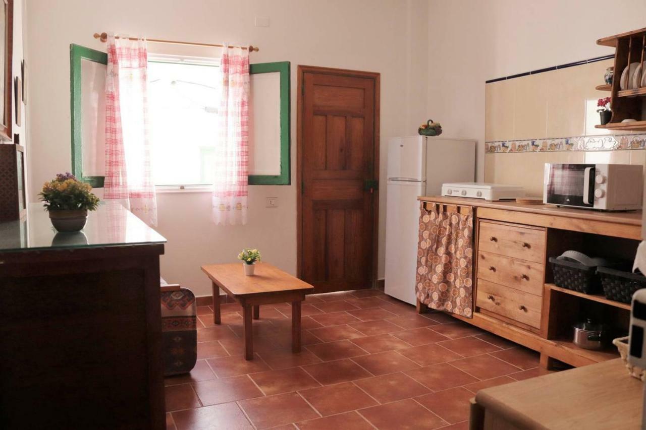 Oasis Atlántico: rincón secreto al pie de los senderos Azano Exterior foto